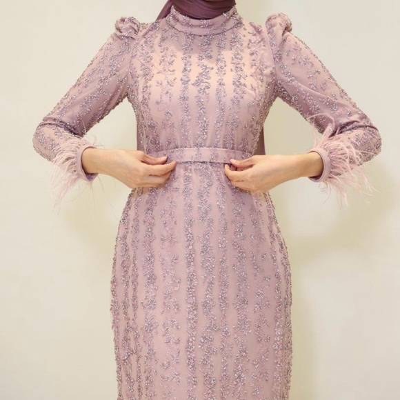 Formal Long Sleeve Evening Gown Dress - Picture 3 of 4